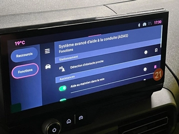 Image véhicule  Fiat DOBLO (33)