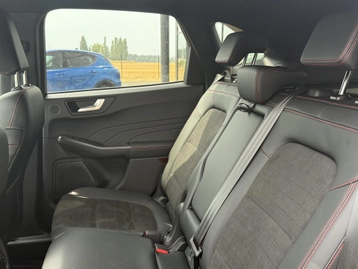 Image véhicule  Ford KUGA (30)
