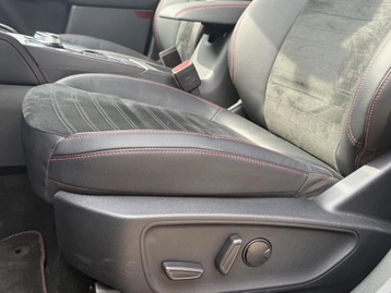 Image véhicule  Ford KUGA (32)