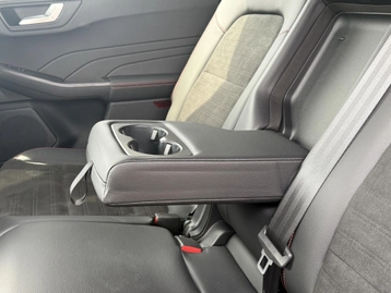 Image véhicule  Ford KUGA (29)