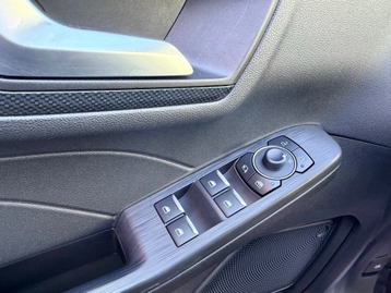 Image véhicule  Ford KUGA (15)