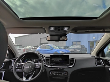 Image véhicule  Kia XCEED HYBRIDE RECHARGEABLE (8)