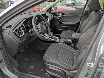Image véhicule  Kia XCEED HYBRIDE RECHARGEABLE (9)