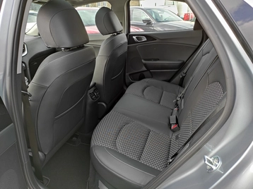 Image véhicule  Kia XCEED HYBRIDE RECHARGEABLE (6)