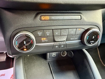 Image véhicule  Ford KUGA (14)