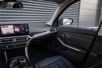 Image véhicule  BMW SÉRIE 3 TOURING (18)