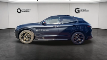 Image véhicule  Alfa Romeo STELVIO (1)