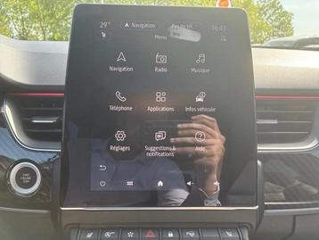 Image véhicule  Renault ARKANA (28)