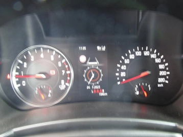 Image véhicule  Suzuki SWIFT (12)