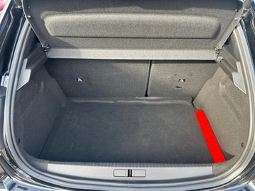 Image véhicule  Peugeot 208 (30)