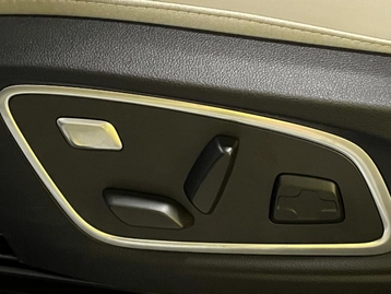 Image véhicule  Renault ESPACE (39)