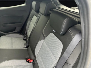 Image véhicule  Renault CLIO (17)