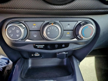 Image véhicule  Nissan JUKE (8)