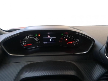 Image véhicule  Peugeot 2008 (23)