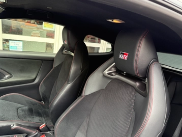 Image véhicule  Toyota YARIS (16)