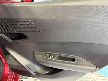 Image véhicule  Renault CLIO (59)