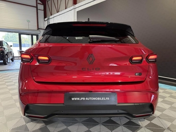 Image véhicule  Renault CLIO (61)