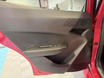 Image véhicule  Renault CLIO (50)