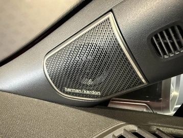 Image véhicule  Renault CLIO (29)