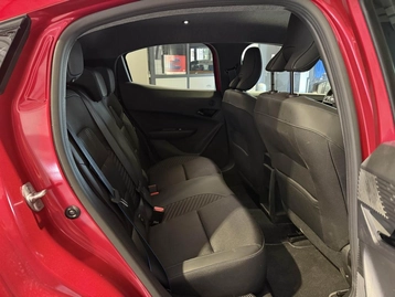 Image véhicule  Renault CLIO (60)