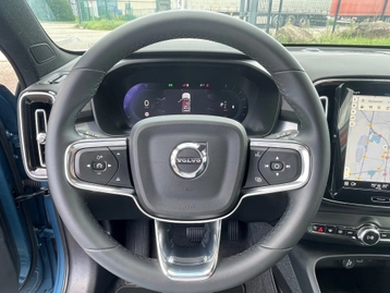 Image véhicule  Volvo XC40 (19)
