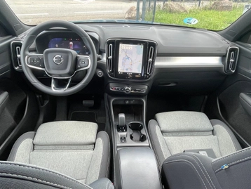 Image véhicule  Volvo XC40 (6)