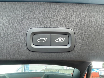 Image véhicule  Volvo XC40 (22)