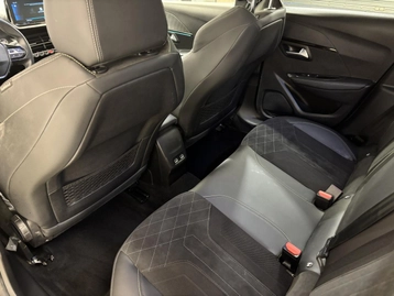 Image véhicule  Peugeot 208 (23)