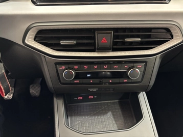 Image véhicule  Seat IBIZA (15)