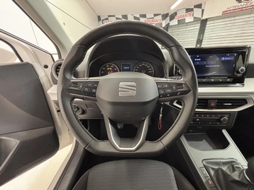 Image véhicule  Seat IBIZA (11)