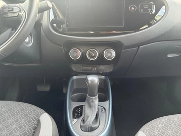 Image véhicule  Toyota AYGO X (23)