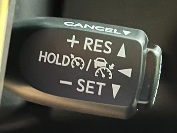 Image véhicule  Toyota Hilux (24)