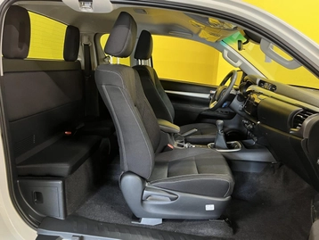 Image véhicule  Toyota Hilux (8)