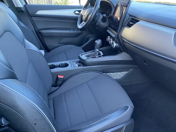 Image véhicule  Renault ARKANA (14)