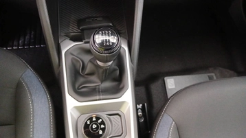 Image véhicule  Dacia DUSTER (17)