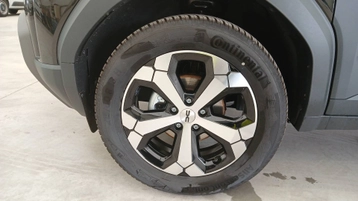 Image véhicule  Dacia DUSTER (10)