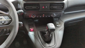 Image véhicule  Peugeot PARTNER (12)