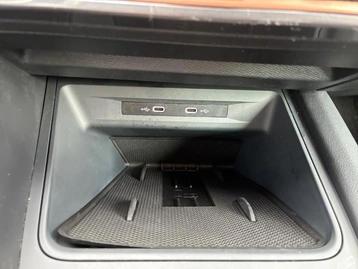 Image véhicule  Cupra LEON (43)