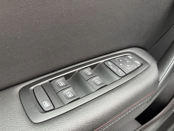 Image véhicule  Renault MEGANE (25)