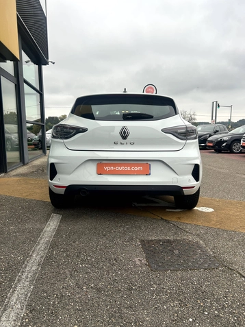 Image véhicule  Renault CLIO (5)