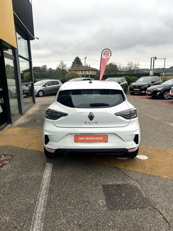 Image véhicule  Renault CLIO (4)