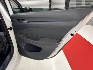 Image véhicule  Volkswagen GOLF (30)