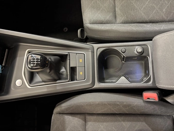 Image véhicule  Volkswagen GOLF (17)