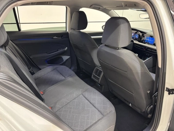 Image véhicule  Volkswagen GOLF (32)