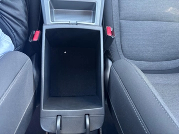 Image véhicule  Hyundai KONA (38)