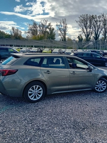 Image véhicule  Toyota COROLLA (11)