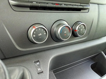 Image véhicule Renault MASTER (9) Image véhicule Renault MASTER (9)
