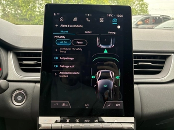 Image véhicule  Renault CAPTUR (31)