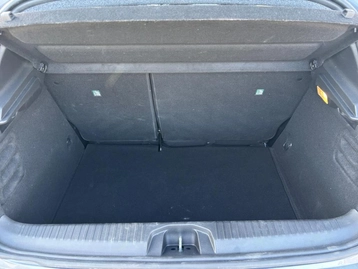 Image véhicule  Renault CLIO (39)