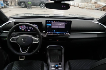 Image véhicule  Volkswagen T-ROC (18)